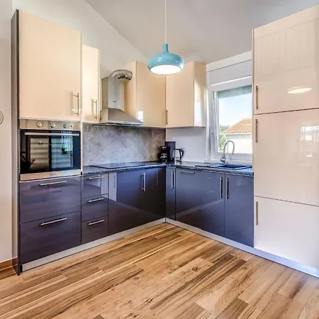 Lägenhet Medna A6 By Interhome